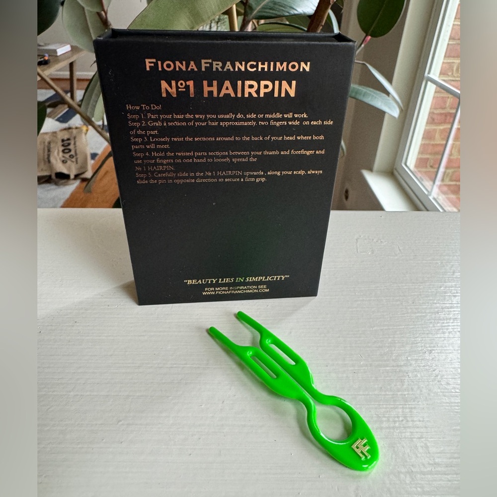 Fiona Franchimon No 1 Hairpin Apple Green - New With Original Box - Picture 2 of 10